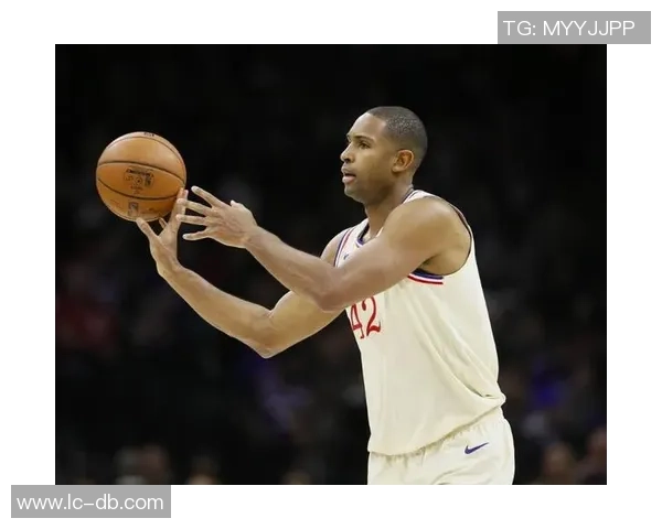 德安东尼盛赞文班未来十年必夺MVP无需掩护也能有效干扰投篮